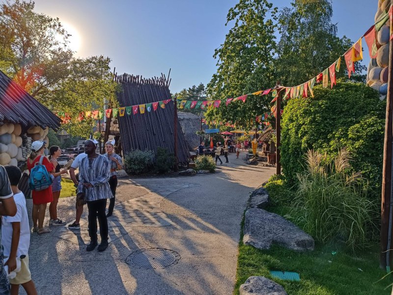 Banquet Gaulois Parc Asterix village