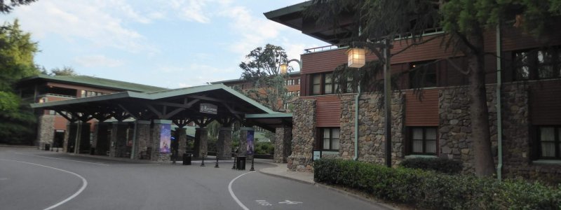 Disney's Sequoia Lodge Disneyland Paris entrance