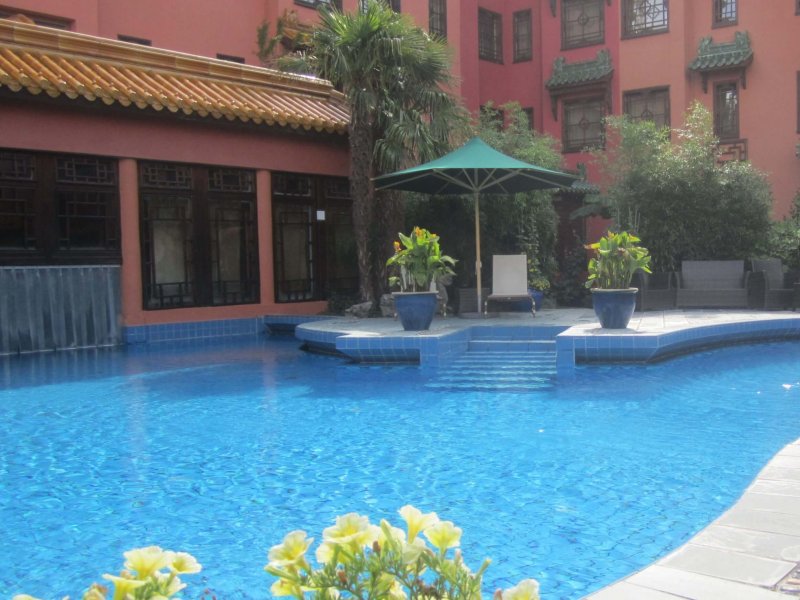 Hotel Ling Bao Phantasialand outdoor pool
