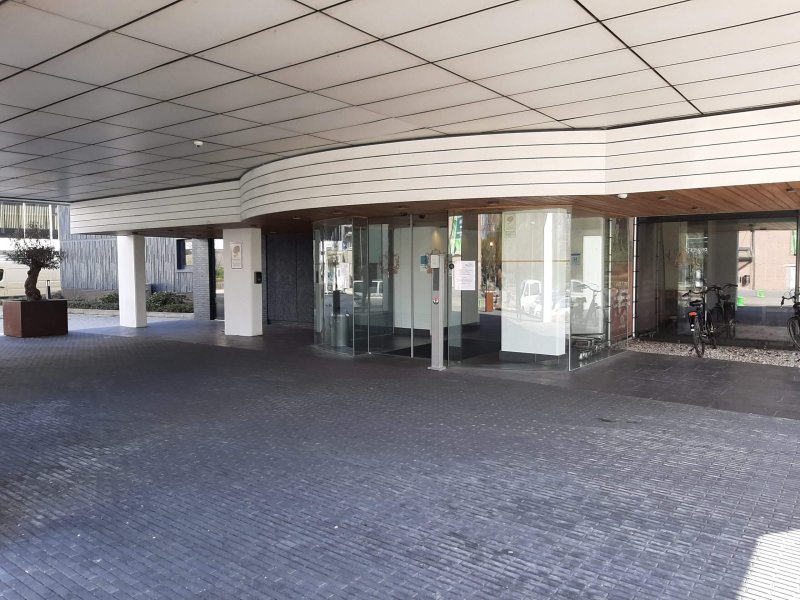 Hotel Van der Valk Antwerpen entrance