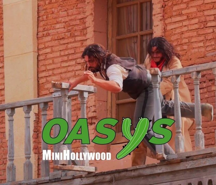 Oasis Mini Hollywood