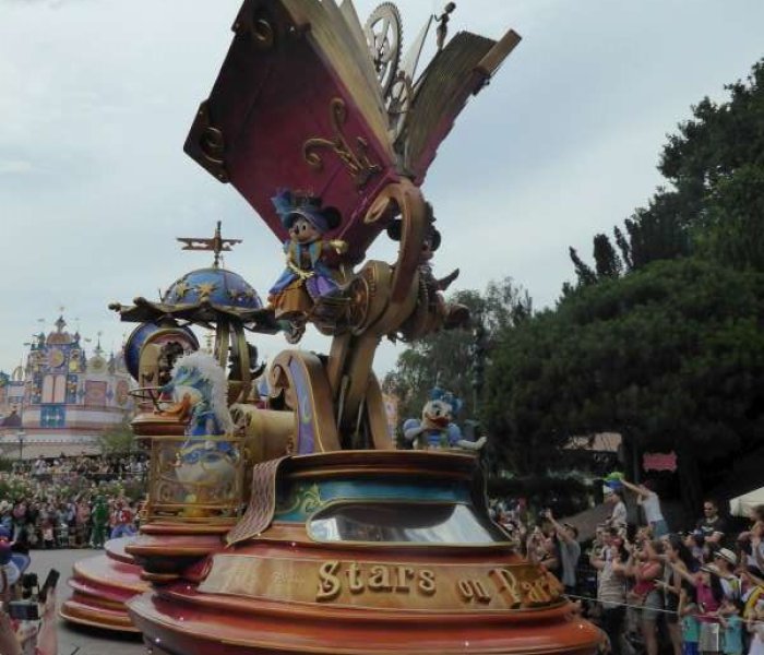 parade_Disneyland_Resort_Paris 2